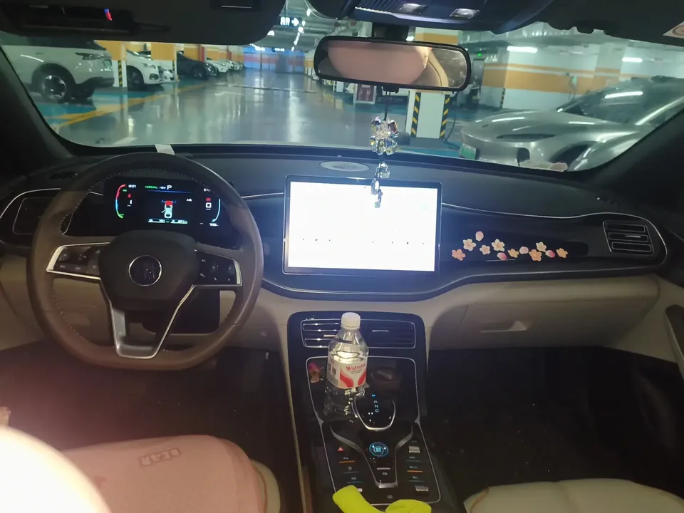 BYD Qin PLUS DM Qin PLUS DM 2024 Honor Edition DM-i 120KM Beyond 2024 — thumbnail 5