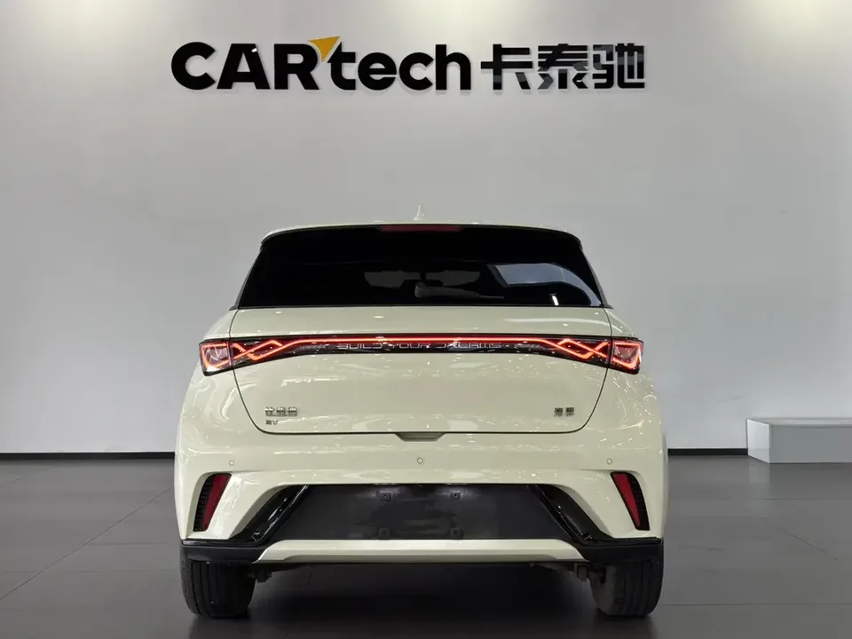 BYD Dolphin dolphin 2025 Smart Driving Edition 420KM Free Edition 2026 — thumbnail 2