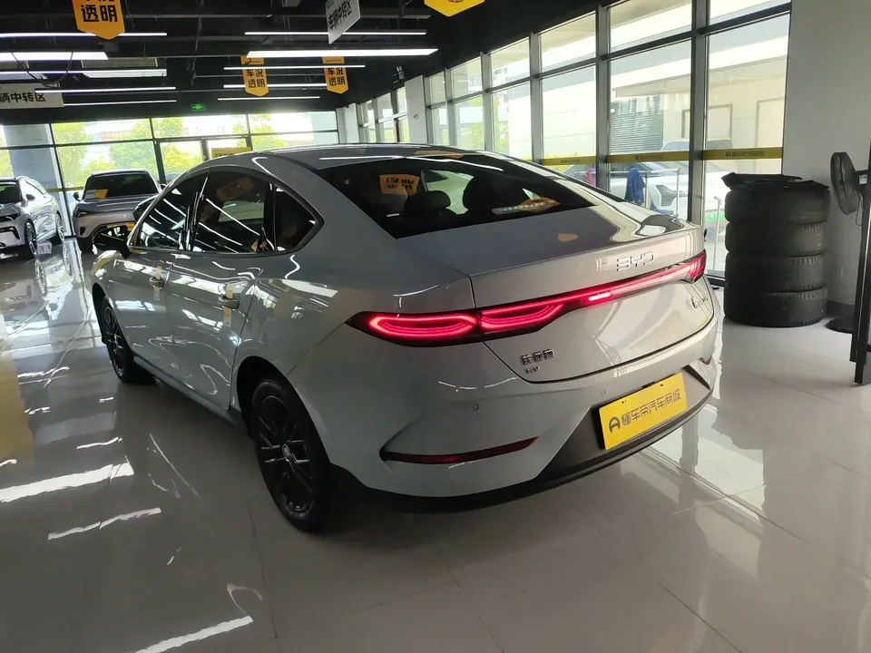BYD Qin PLUS EV Qin PLUS EV 2025 Intelligent Driving Version 510KM Progressive 2025 — thumbnail 4
