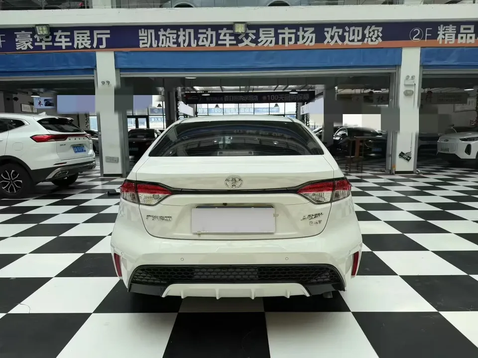Toyota Levin Lei Ling 2022 185T CVT Sports Edition 2022 — thumbnail 2