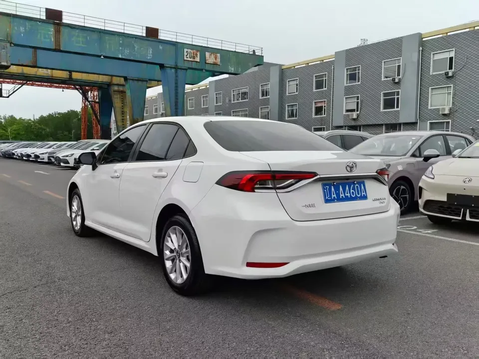 Toyota Corolla Corolla 2021 1.2T S-CVT Deluxe Edition 2022 — thumbnail 4