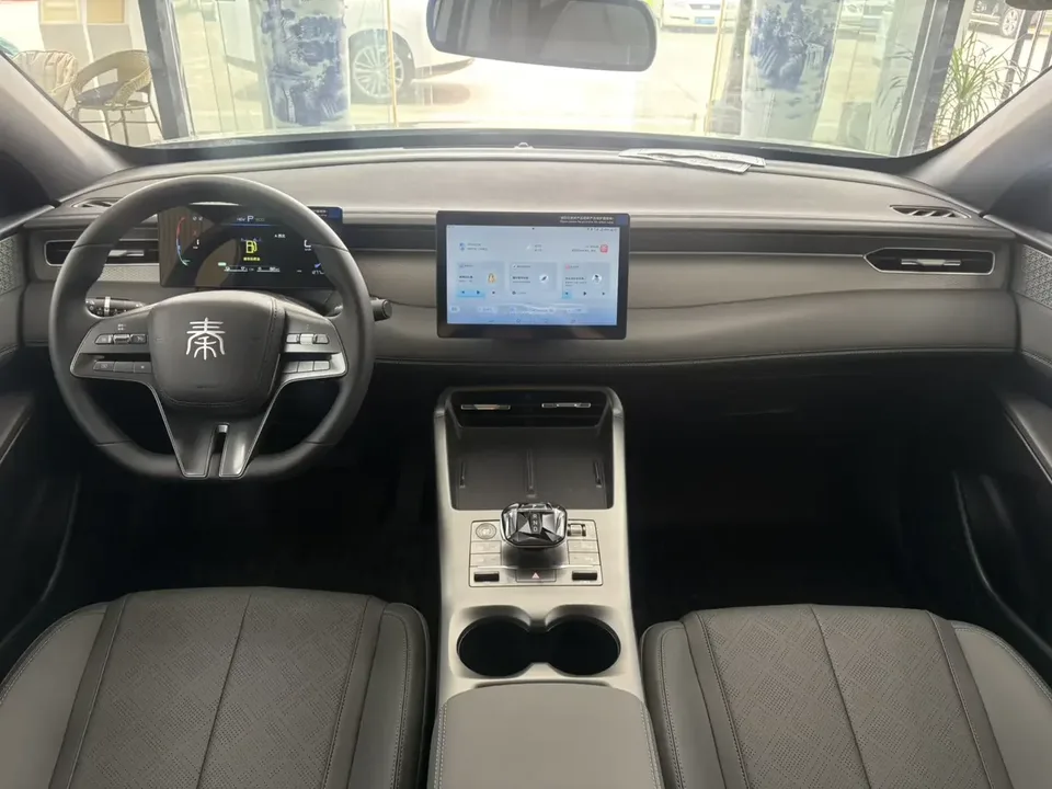 BYD Qin PLUS DM Qin PLUS DM 2025 DM-i 55KM Intelligent Driving Edition Leading Edition 2026 — thumbnail 5