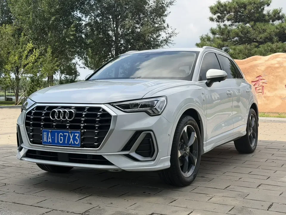 Audi Q3 Audi Q3 2023 35 TFSI Stylish Dynamic 2022 — фото 1, купить с доставкой в Москву
