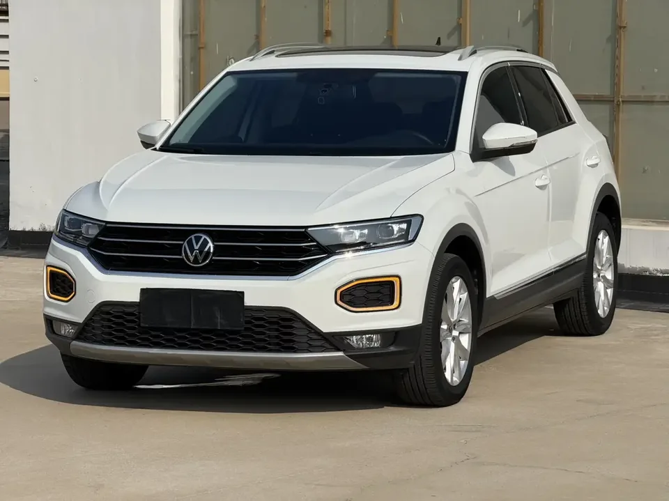 Volkswagen T-Roc TANG 2022 280TSI DSG 2WD Elite PLUS 2022 — photo 1, buy with delivery to Moscow
