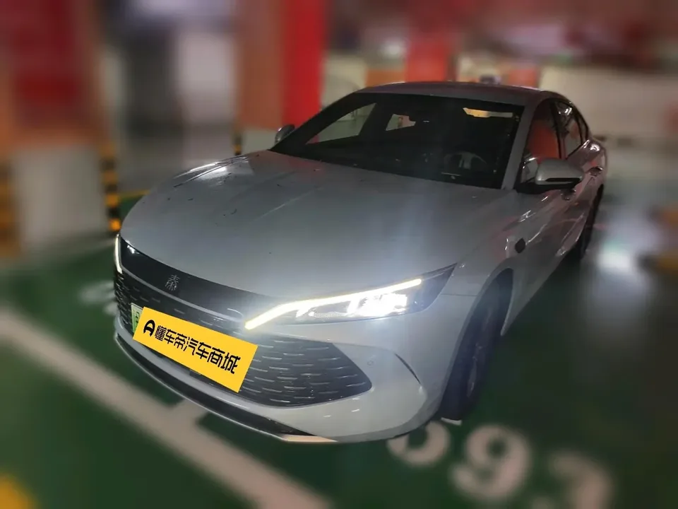 BYD Qin L DM Qin L DM 2025 Intelligent Driving Edition DM-i 80KM Leading Edition 2025 — photo 1, buy with delivery to Moscow