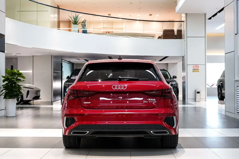Audi A3 Audi A3 2022 Sportback 35 TFSI Luxury Sports 2022 — thumbnail 2