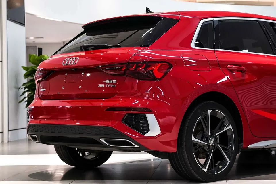 Audi A3 Audi A3 2022 Sportback 35 TFSI Luxury Sports 2022 — thumbnail 4