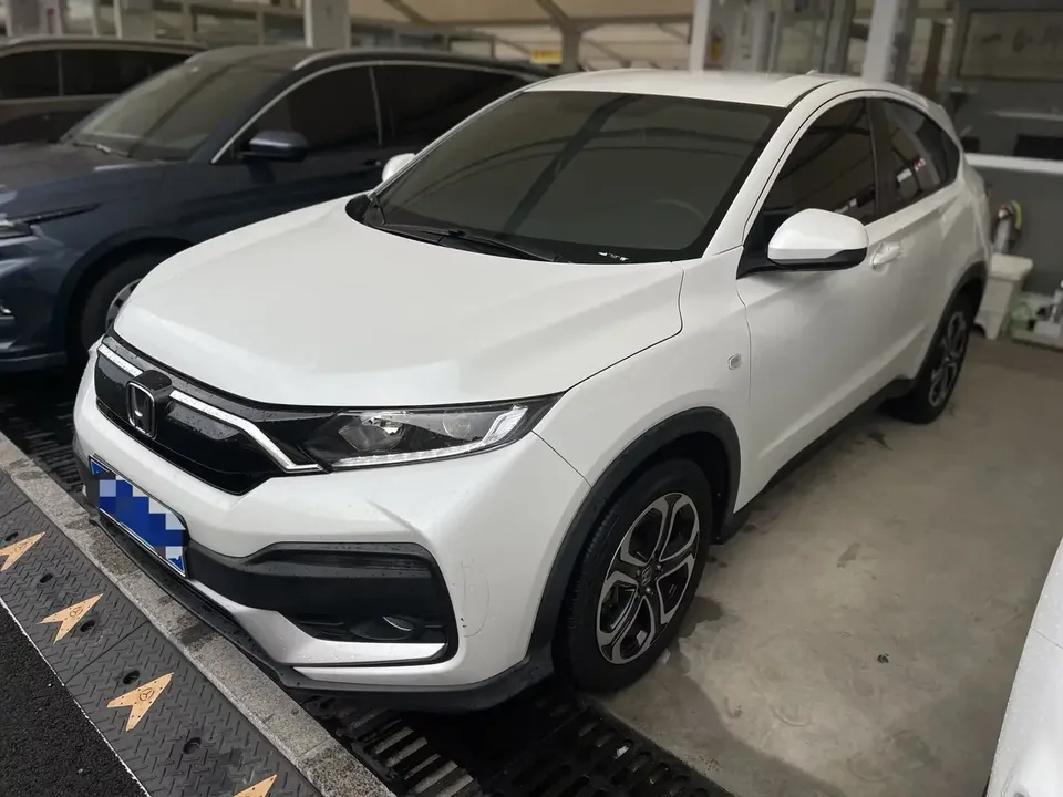 Honda WR-V HondaXR-V 2021 1.5L CVT Classic Edition 2022 — photo 1, buy with delivery to Moscow