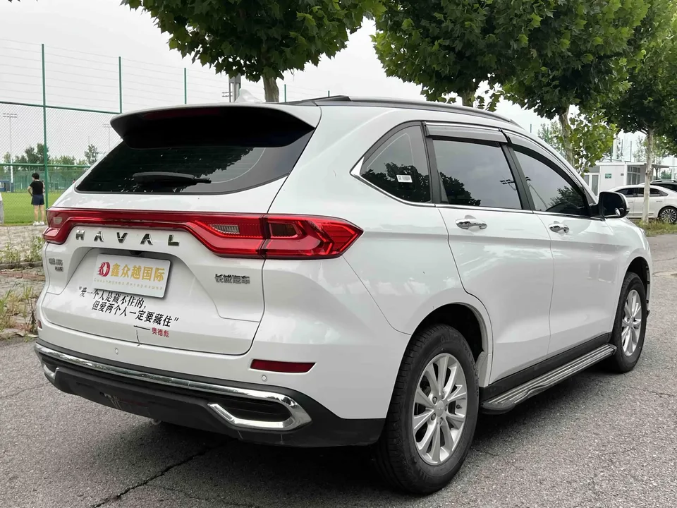 Haval M6 Haval M6 2023 PLUS 1.5T Manual Luxury Smart Connection 2024 — thumbnail 2