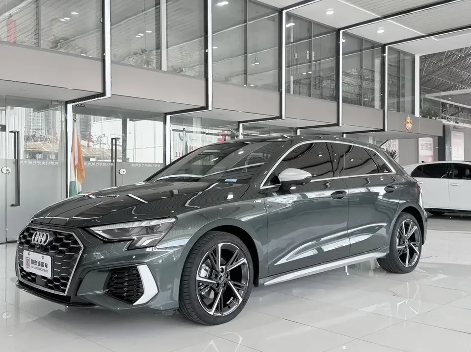 Audi A3 Audi A3 2022 Sportback 35 TFSI Stylish and sporty 2022 — photo 1, buy with delivery to Moscow