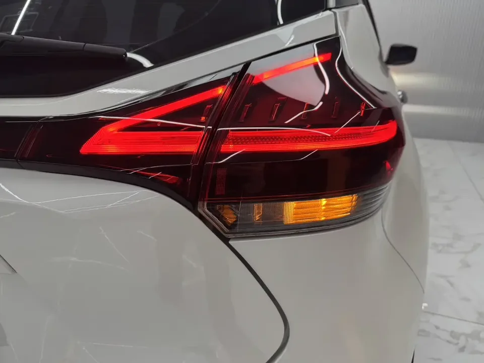 Nissan Jinke Jinke 2023 The 1.5L Jinqing model is both powerful and stylish 2023 — thumbnail 5