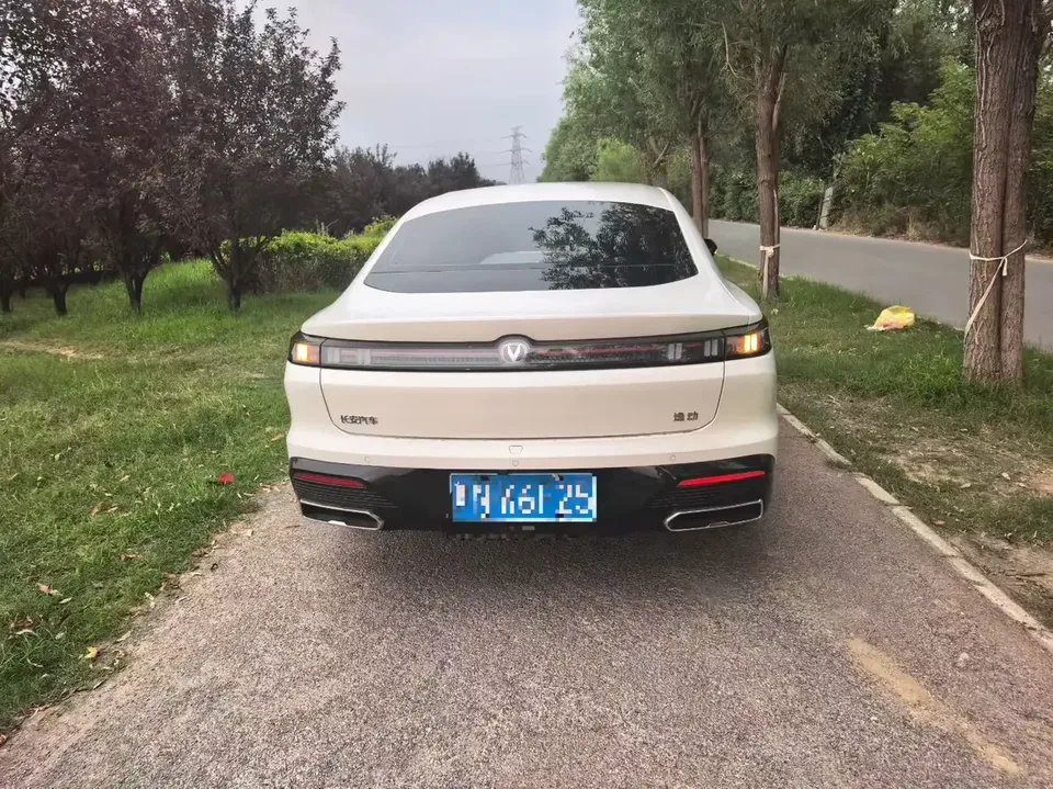 Changan Escape Escape 2026 Fourth-generation 1.5T DCT 500Bar Enjoyable Edition 2025 — thumbnail 2