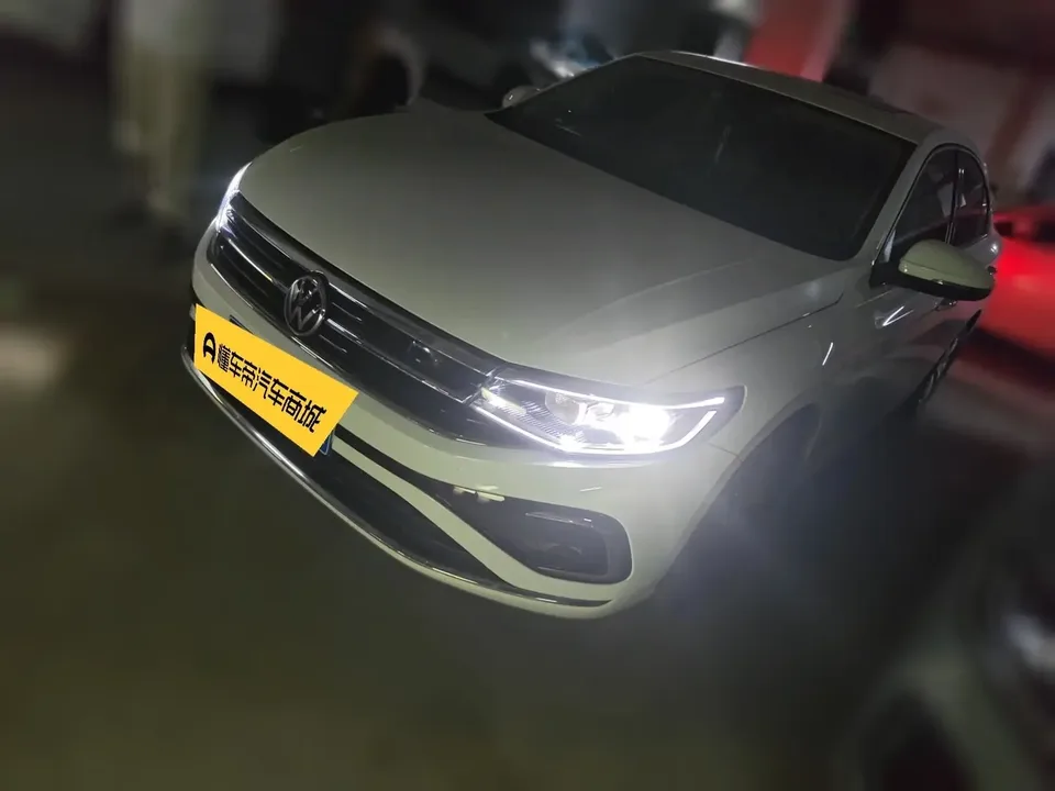 Volkswagen Bora Bora 2024 200TSI DSG Joy Edition 2024 — photo 1, buy with delivery to Moscow