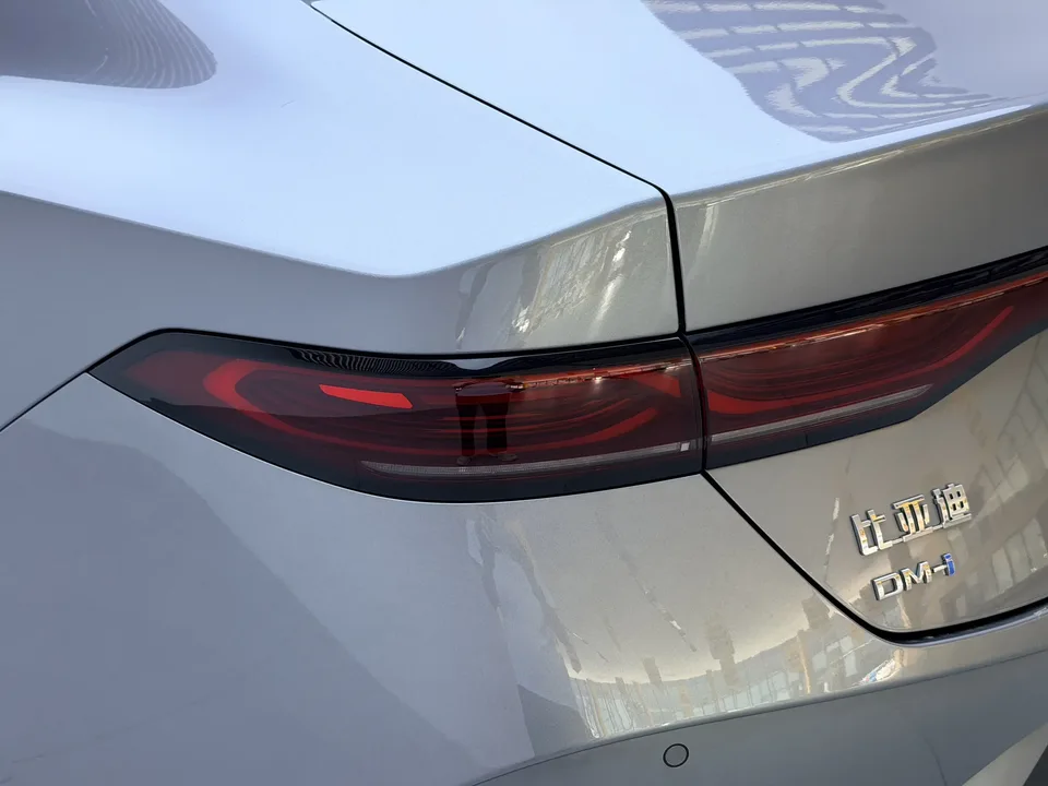 BYD Qin PLUS DM Qin PLUS DM 2025 DM-i 55KM Intelligent Driving Edition Leading Edition 2025 — thumbnail 4