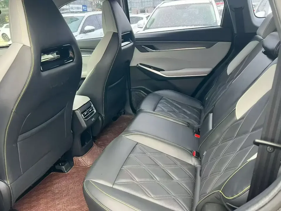 Changan CS75PLUS Changan CS75 PLUS 2023 The third generation 1.5T automatic luxury model 2024 — thumbnail 3