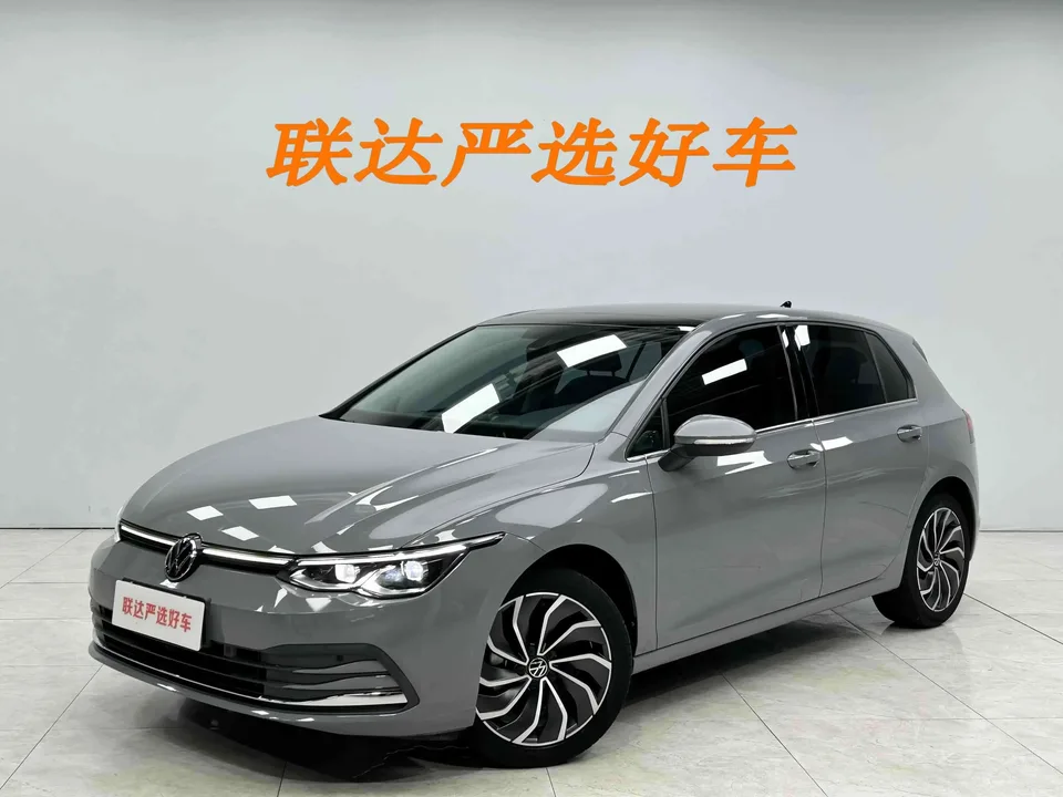 Volkswagen Golf golf 2023 280TSI DSG Pro 2022 — photo 1, buy with delivery to Moscow