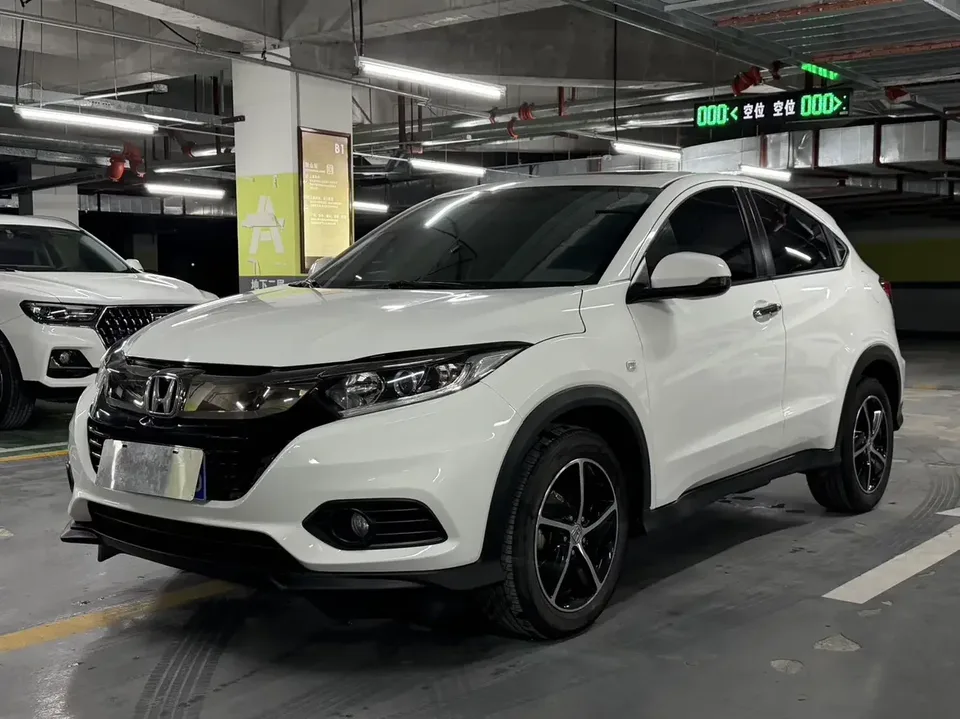 Honda VEZEL Binzhi 2020 1.5L CVT Pioneer Edition 2022 — photo 1, buy with delivery to Moscow