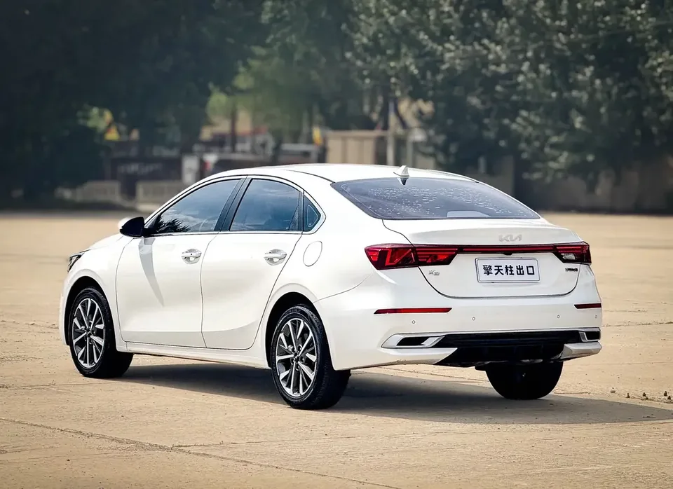 Kia K3 Kia K3 2021 Modified 1.5L CVT Fashion Edition 2022 — thumbnail 2