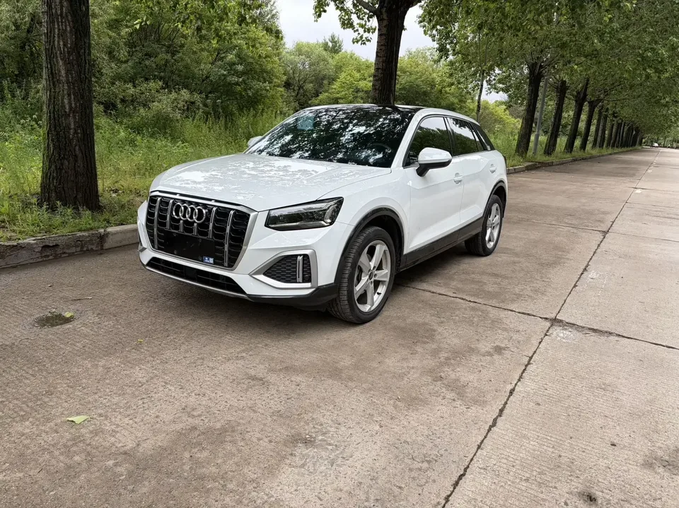 Audi Q2L Audi Q2L 2022 35 TFSI Stylish and Elegant 2022 — photo 1, buy with delivery to Moscow