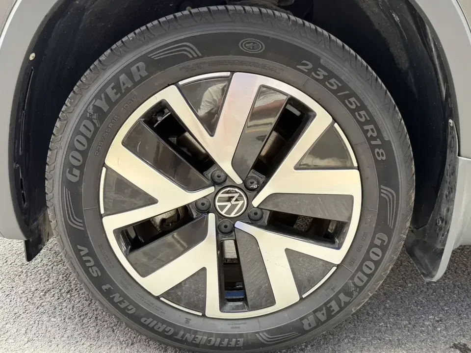 Volkswagen Tayron Tanyue 2023 280TSI 2WD Luxury Plus Advanced Edition 2022 — миниатюра 4