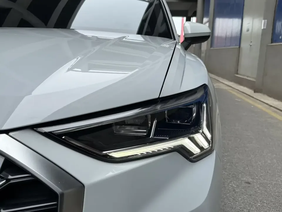 Audi Q3 Audi Q3 2023 35 TFSI Stylish Dynamic 2023 — миниатюра 3