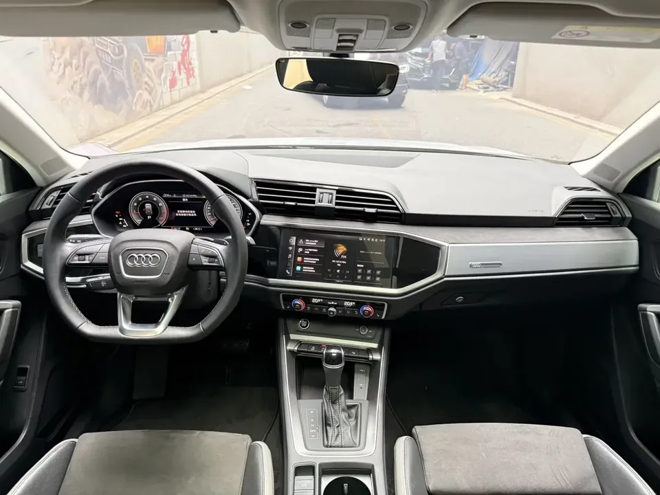 Audi Q3 Audi Q3 2023 35 TFSI Stylish Dynamic 2023 — миниатюра 5