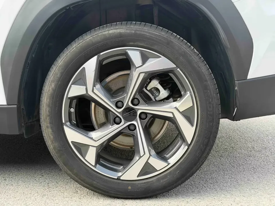 Geely Atlas L Boyue L 2024 1.5TD DCT Ultimate Edition 2024 — thumbnail 5