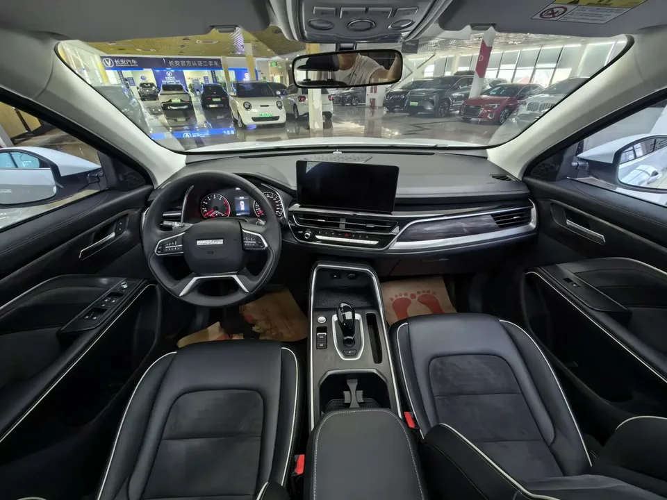 Haval H6 Haval H6 2023 National Trend Edition 1.5T Automatic City Edition 2023 — thumbnail 3