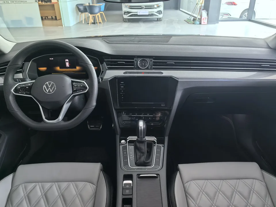 Volkswagen Magotan Magotan 2025 280TSI DSG Comfort Edition 2025 — thumbnail 2