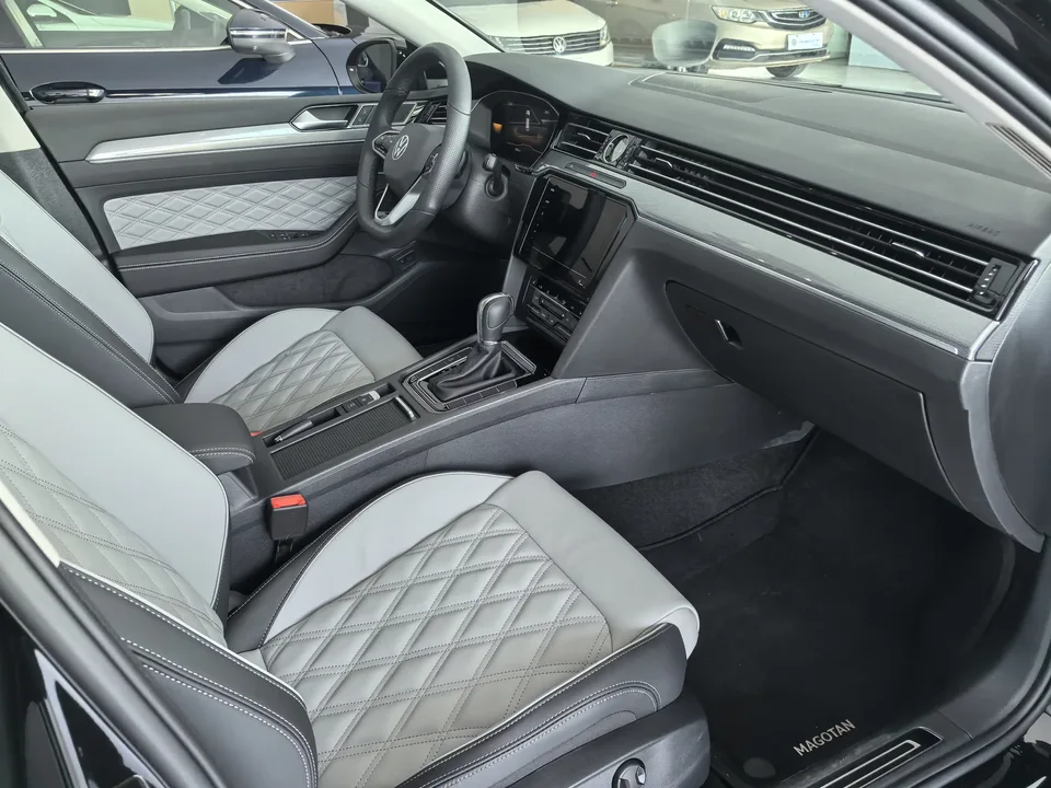Volkswagen Magotan Magotan 2025 280TSI DSG Comfort Edition 2025 — thumbnail 4