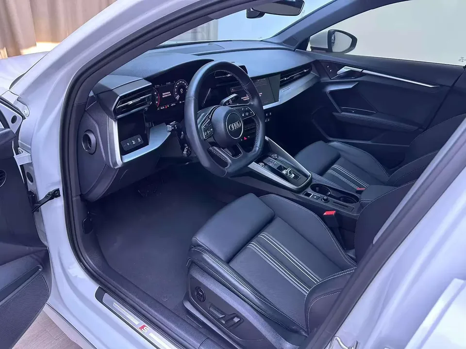 Audi A3 Audi A3 2022 Sportback 35 TFSI Stylish and sporty 2022 — thumbnail 5