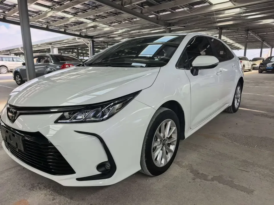 Toyota Corolla Corolla 2023 1.2T S-CVT Pioneer Edition 2023 — photo 1, buy with delivery to Moscow