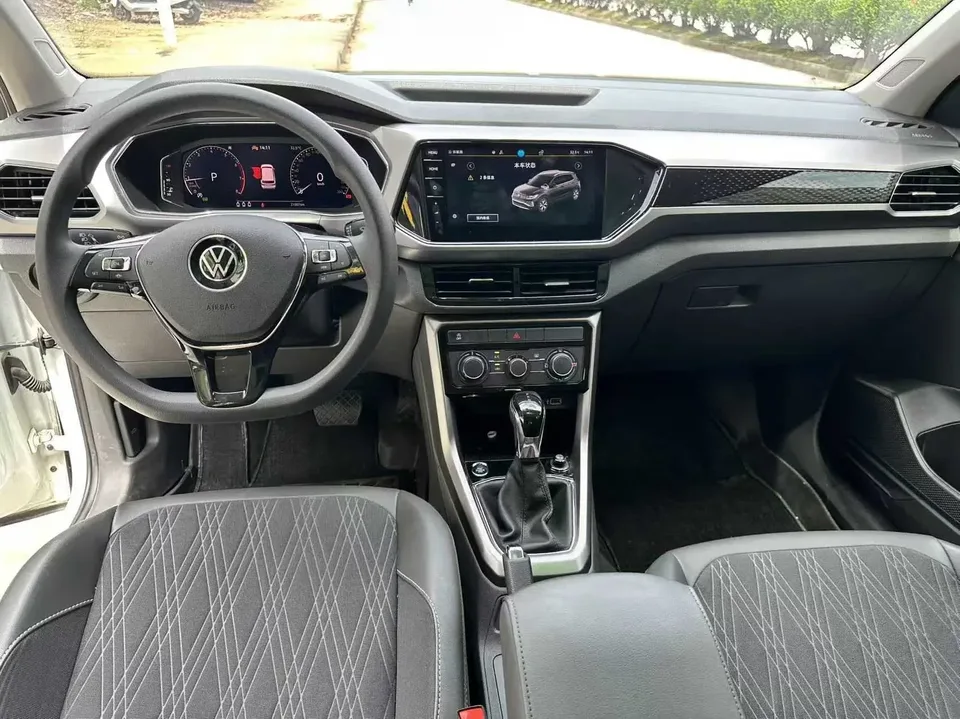 Volkswagen Tu Kai Tu Kai 2023 1.5L Automatic Comfort Edition 2023 — thumbnail 3