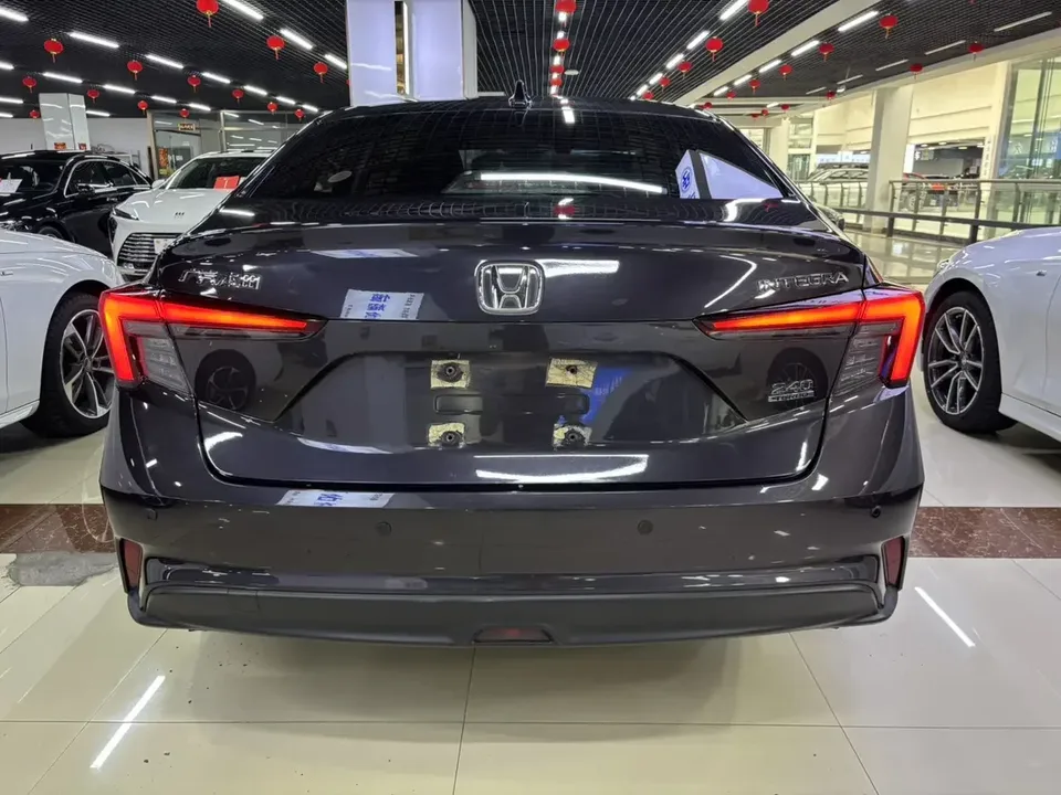 Honda Integra Style 2022 240TURBO CVT Phantom Night Tech Edition 2022 — thumbnail 2