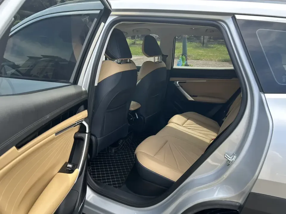 Geely Atlas L Boyue L 2023 1.5TD DCT Premium 2023 — thumbnail 4