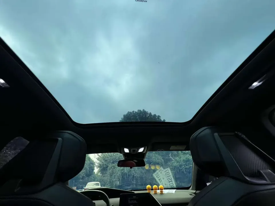 Changan UNI-V Changan UNI-V 2022 1.5T Premium 2022 — миниатюра 4