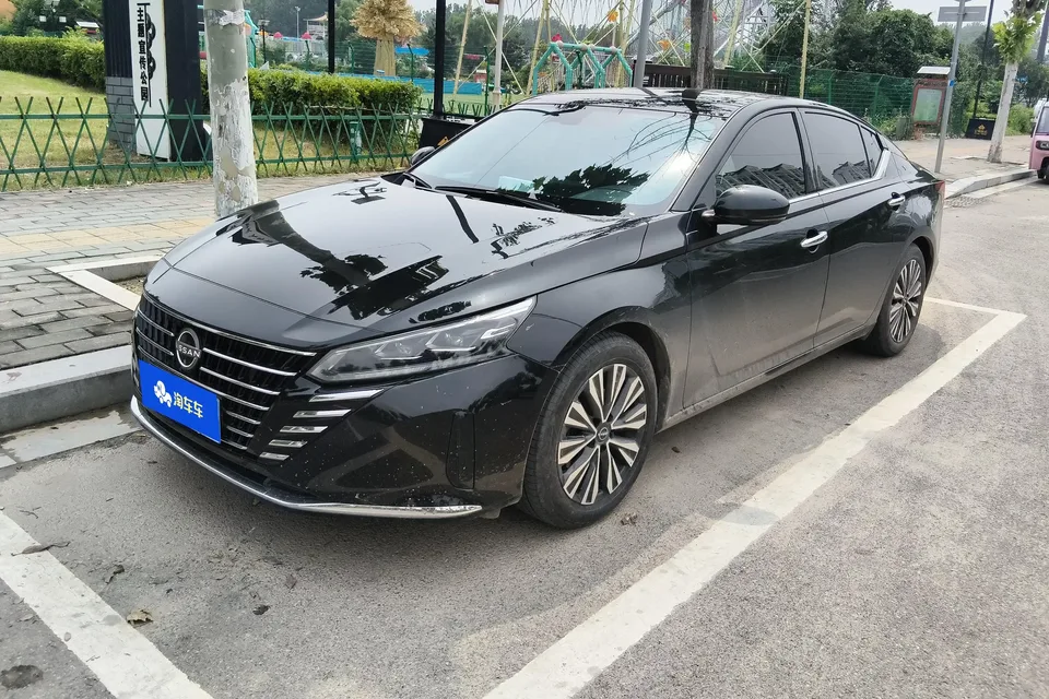 Nissan Altima Sound of nature 2025 2.0L XL-TLS Enjoy Edition 2025 — photo 1, buy with delivery to Moscow