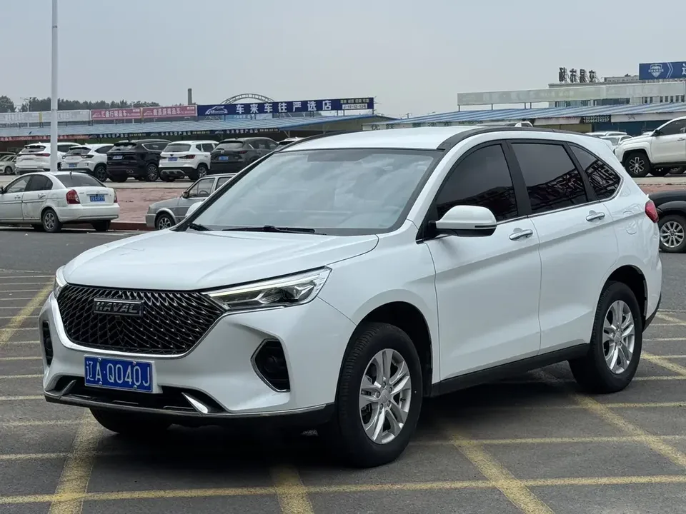 Haval M6 Haval M6 2023 PLUS 1.5T DCT Elite Smart Link 2023 — photo 1, buy with delivery to Moscow