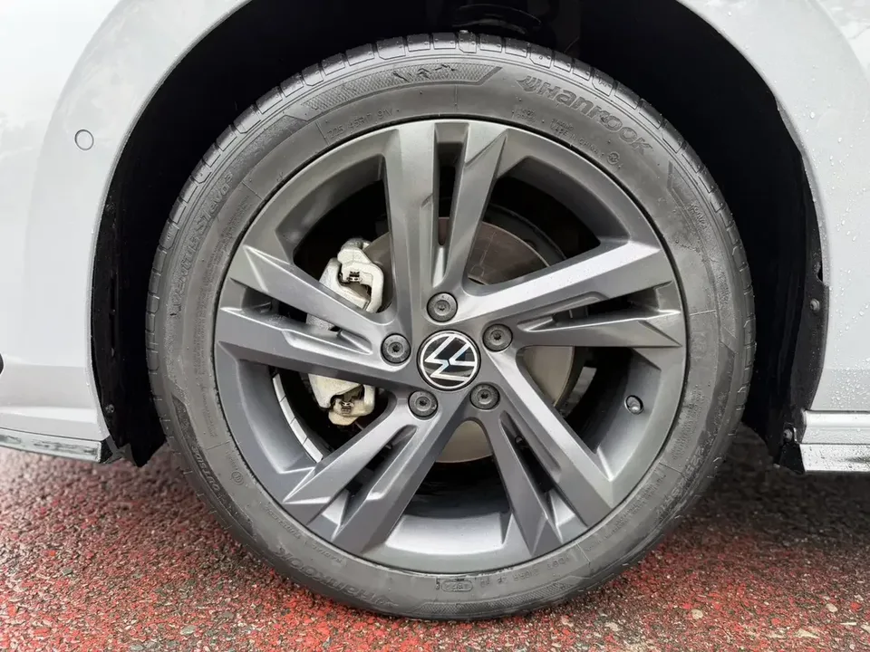 Volkswagen Golf golf 2023 280TSI DSG R-Line Lite 2023 — thumbnail 3
