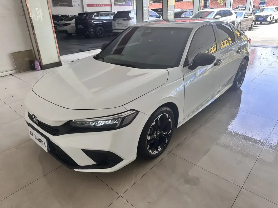 Honda CIVIC Civic 2022 240TURBO CVT Fuel Edition 2022 — photo 1, buy with delivery to Moscow