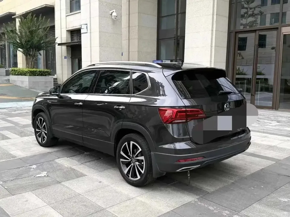 Volkswagen Tharu tuyue 2022 280TSI 2WD Fashion Edition 2022 — thumbnail 4