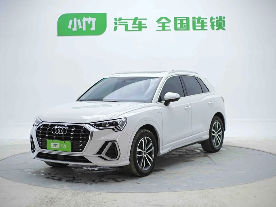 Audi Q3 Audi Q3 2023 35 TFSI Progressive Dynamic 2023 — photo 1, buy with delivery to Moscow