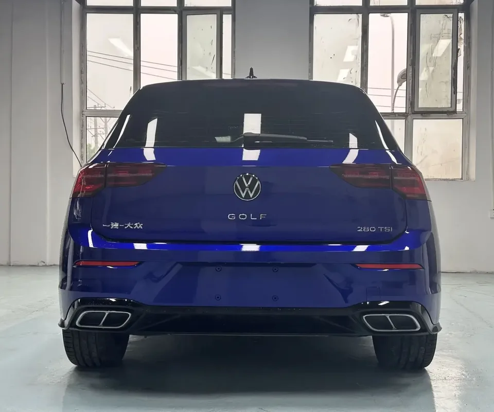 Volkswagen Golf golf 2023 280TSI DSG R-Line 2023 — thumbnail 2