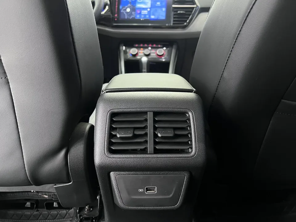 Jetta VS7 Jetta VS7 2022 280TSI Automatic High Gloss Enjoyment Edition 2023 — thumbnail 4
