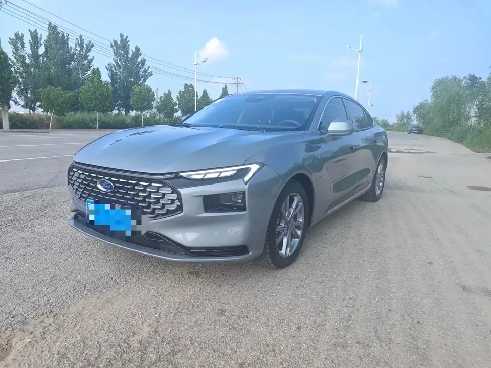 Ford Mondeo Mondeo 2023 EcoBoost 180 Deluxe 2023 — photo 1, buy with delivery to Moscow