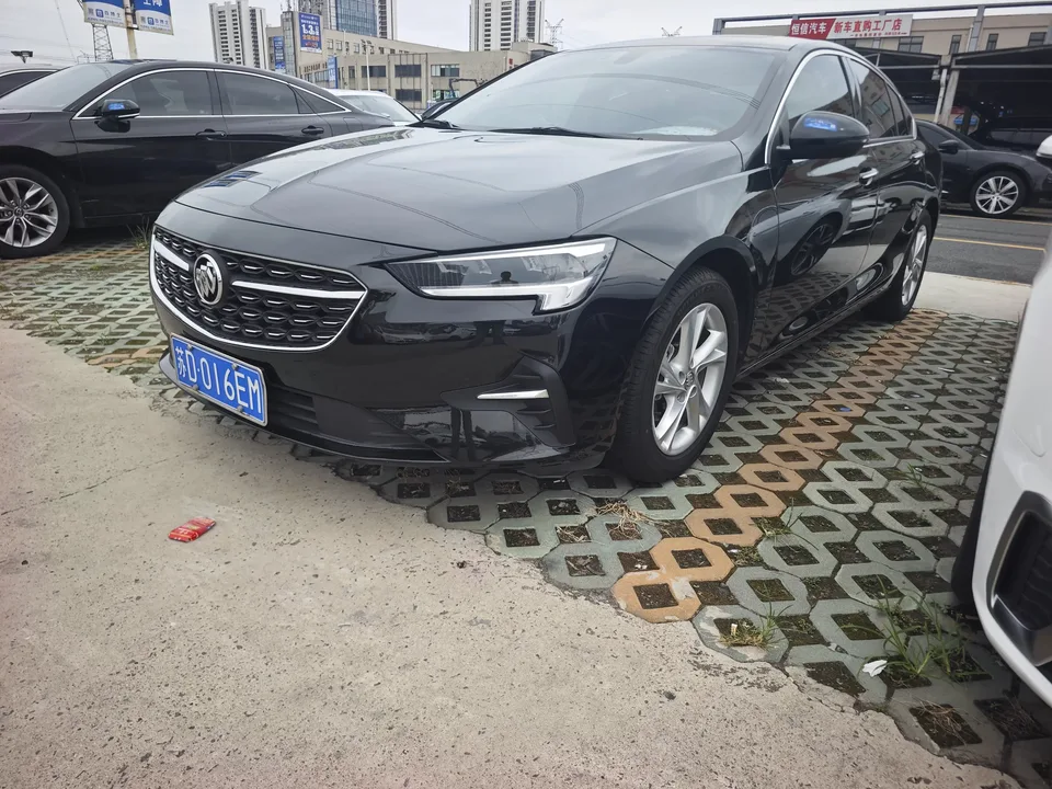 Buick Majesty Majesty 2022 552T Smart 2022 — photo 1, buy with delivery to Moscow