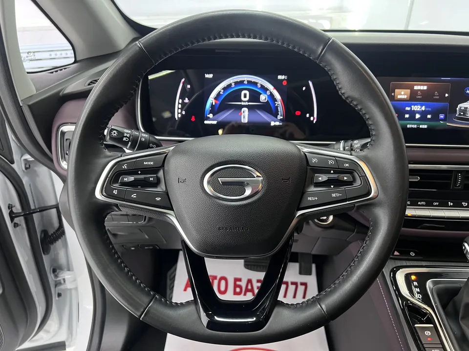 GAC Trumpchi M6 Trumpchi M6 2021 270T Automatic Premium Edition 7 Seaters 2022 — thumbnail 5