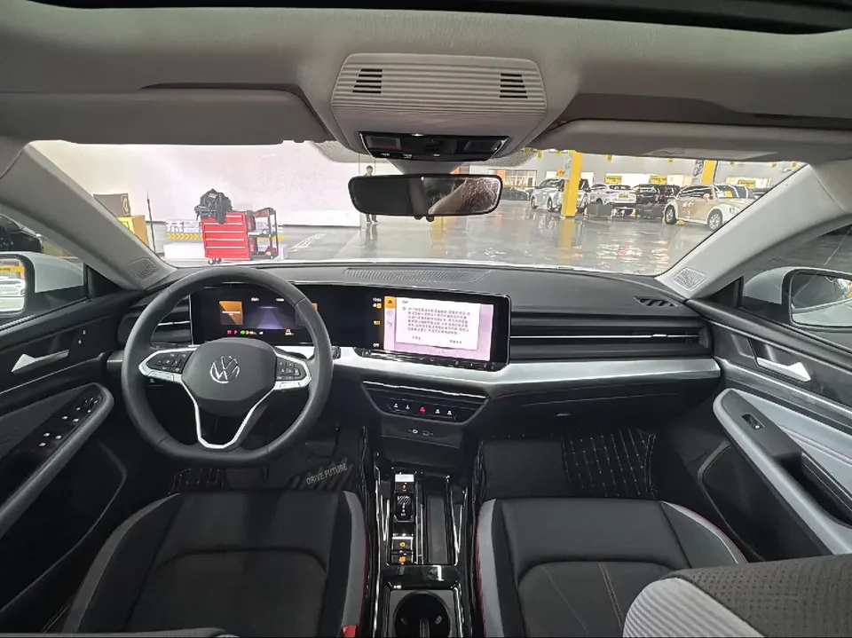 Volkswagen Lamando Lingdu 2025 Lingdu L 280TSI DSG Hot Edition 2025 — thumbnail 2