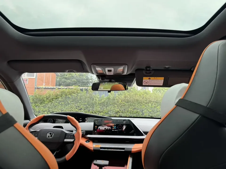 Changan UNI-V Changan UNI-V 2025 1.5T 500Bar High Energy Sports Edition 2025 — thumbnail 5