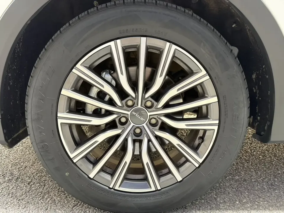 Jetour Jietu X70 PLUS Jietu X70 PLUS 2023 1.5T DCT Brave PLUS 7-seater 2023 — thumbnail 5